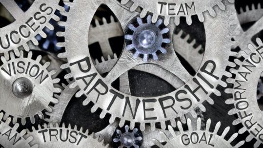 Using gears to show the importance of knowing the different types of recruiters.